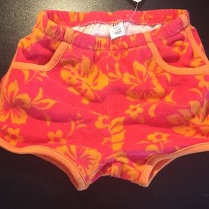 GAP Baby shorts 6-12M